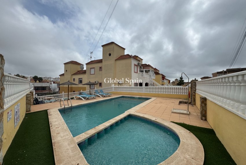Wederverkoop - APPARTEMENT -
SAN MIGUEL DE SALINAS - Inland