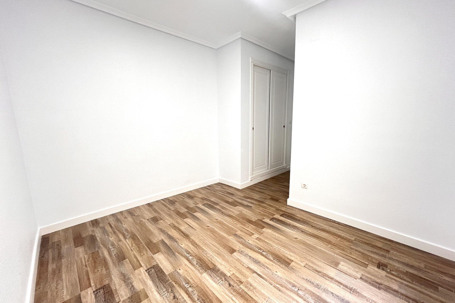 Wederverkoop - APPARTEMENT -
SAN MIGUEL DE SALINAS - Inland