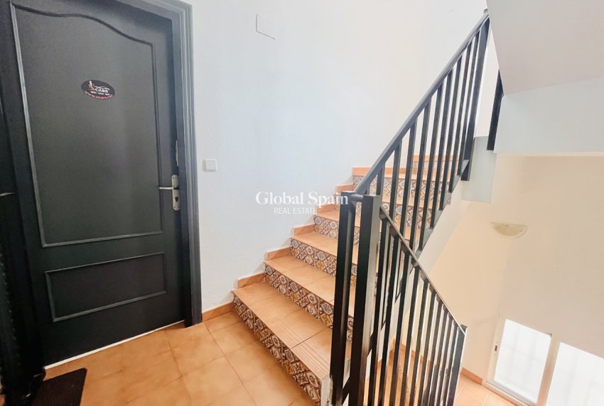 Wederverkoop - APPARTEMENT -
SAN MIGUEL DE SALINAS - Inland