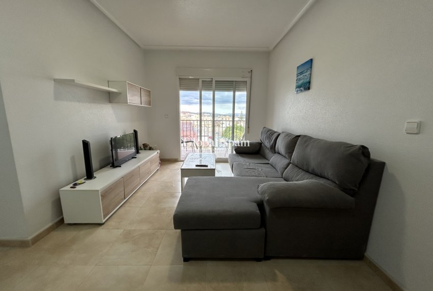 Wederverkoop - APPARTEMENT -
SAN MIGUEL DE SALINAS - Inland