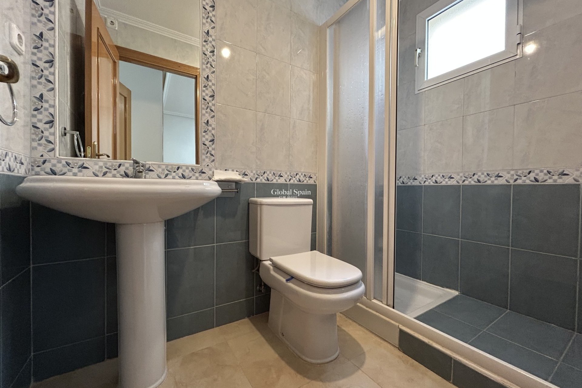 Wederverkoop - APPARTEMENT -
SAN MIGUEL DE SALINAS - Inland