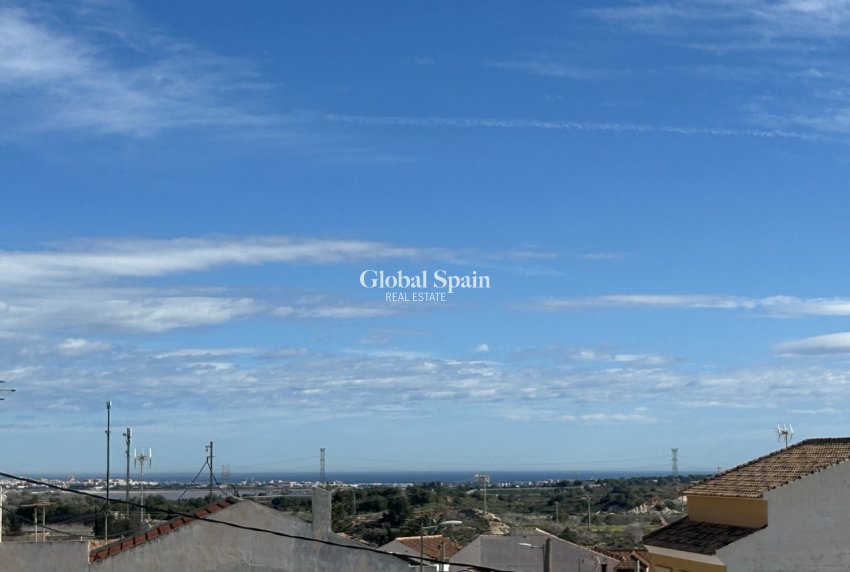 Wederverkoop - APPARTEMENT -
SAN MIGUEL DE SALINAS - Inland