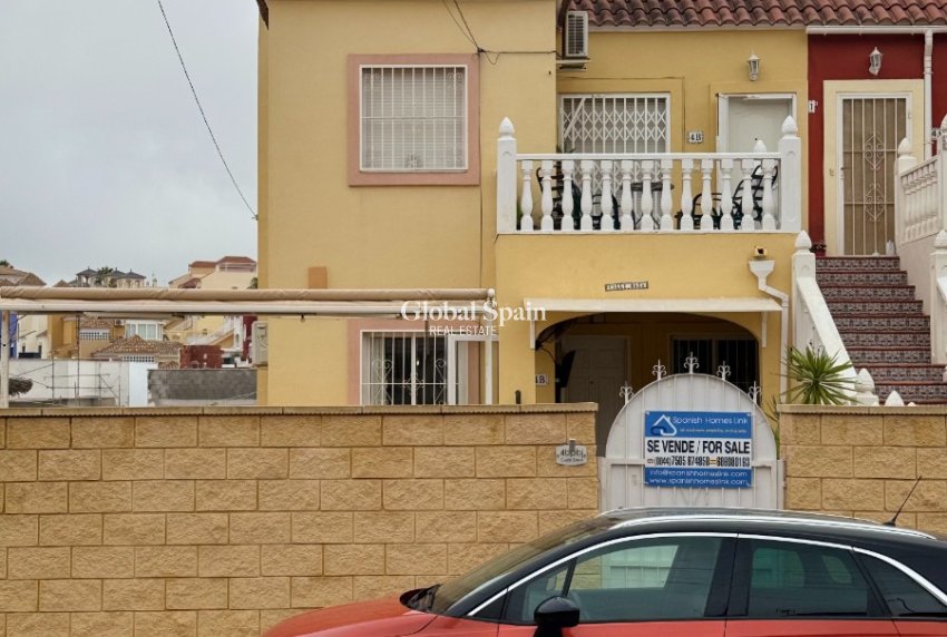 Wederverkoop - APPARTEMENT -
SAN MIGUEL DE SALINAS - Inland