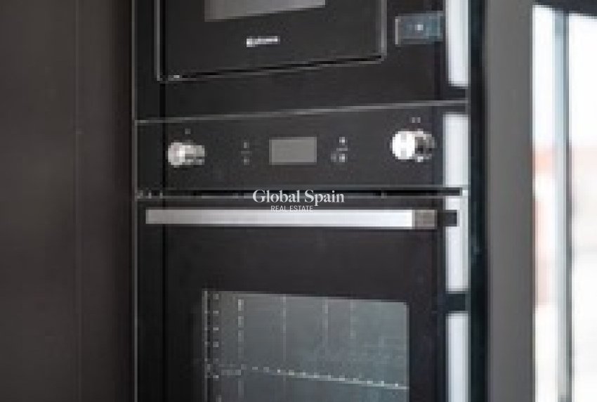 Wederverkoop - APPARTEMENT -
SAN MIGUEL DE SALINAS - Inland