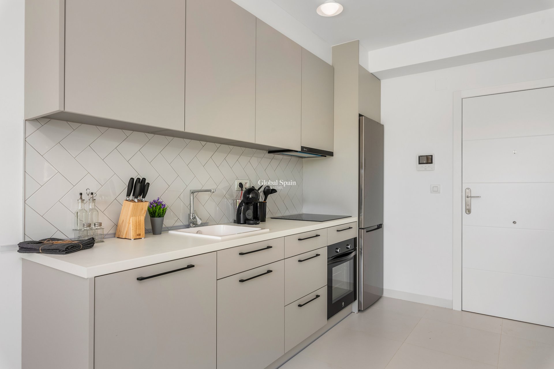 Wederverkoop - APPARTEMENT -
SAN MIGUEL DE SALINAS - Inland