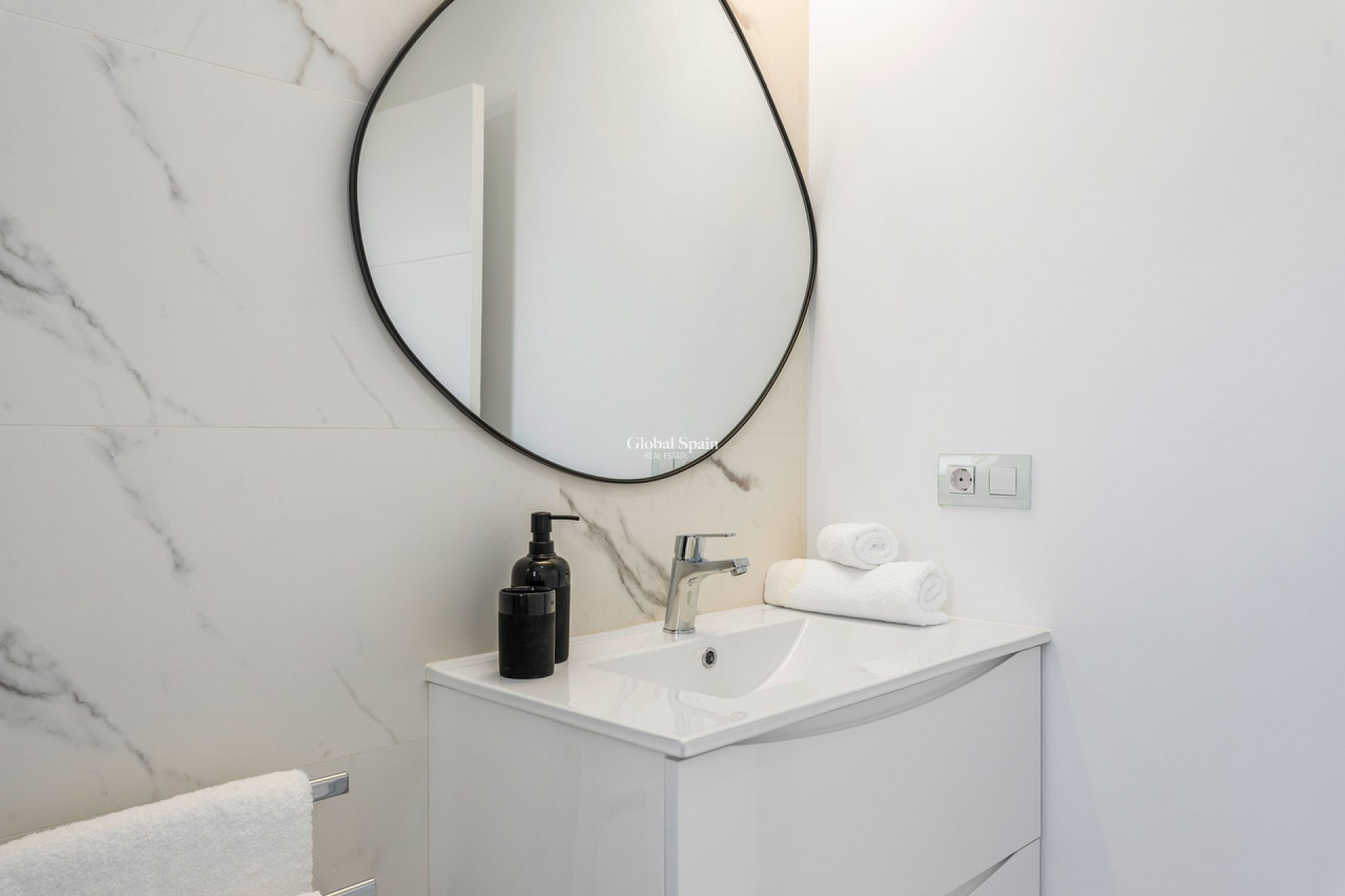 Wederverkoop - APPARTEMENT -
SAN MIGUEL DE SALINAS - Inland