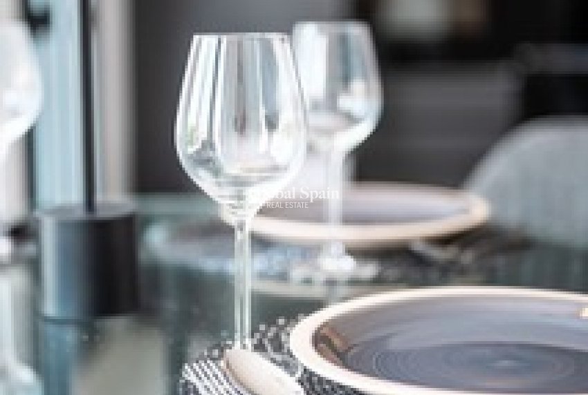 Wederverkoop - APPARTEMENT -
SAN MIGUEL DE SALINAS - Inland