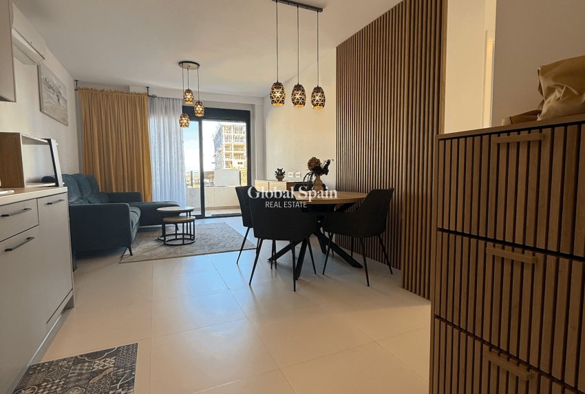 Wederverkoop - APPARTEMENT -
SAN MIGUEL DE SALINAS - Inland