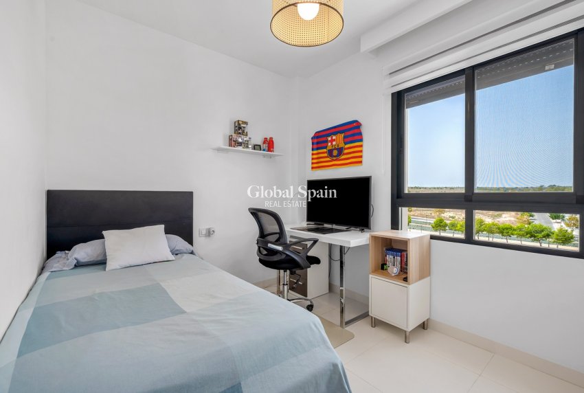 Wederverkoop - APPARTEMENT -
SAN MIGUEL DE SALINAS - Inland