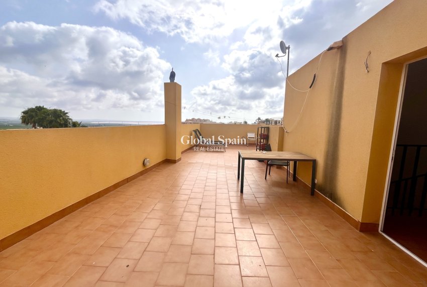 Wederverkoop - APPARTEMENT -
SAN MIGUEL DE SALINAS - Inland