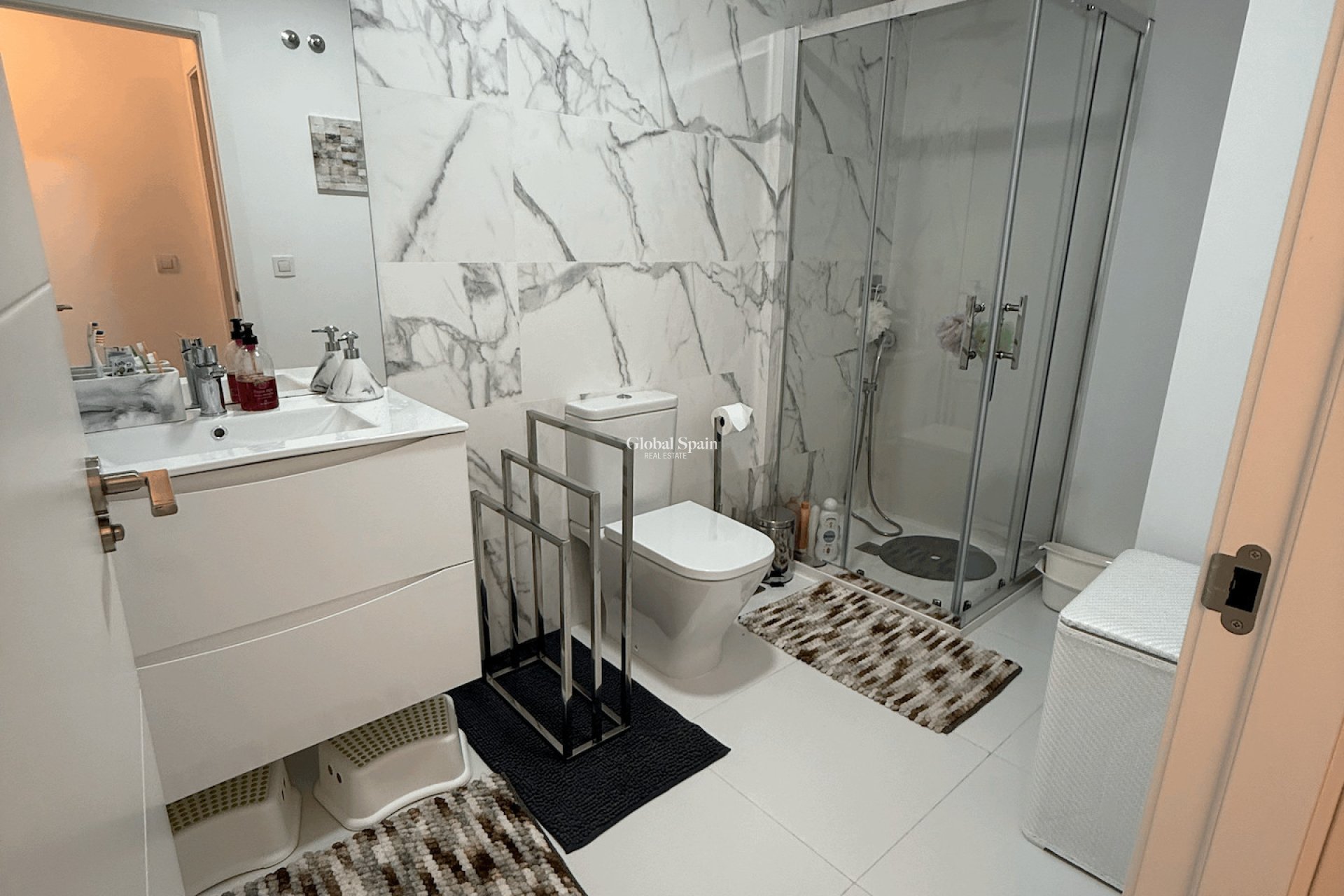 Wederverkoop - APPARTEMENT -
SAN MIGUEL DE SALINAS - Inland
