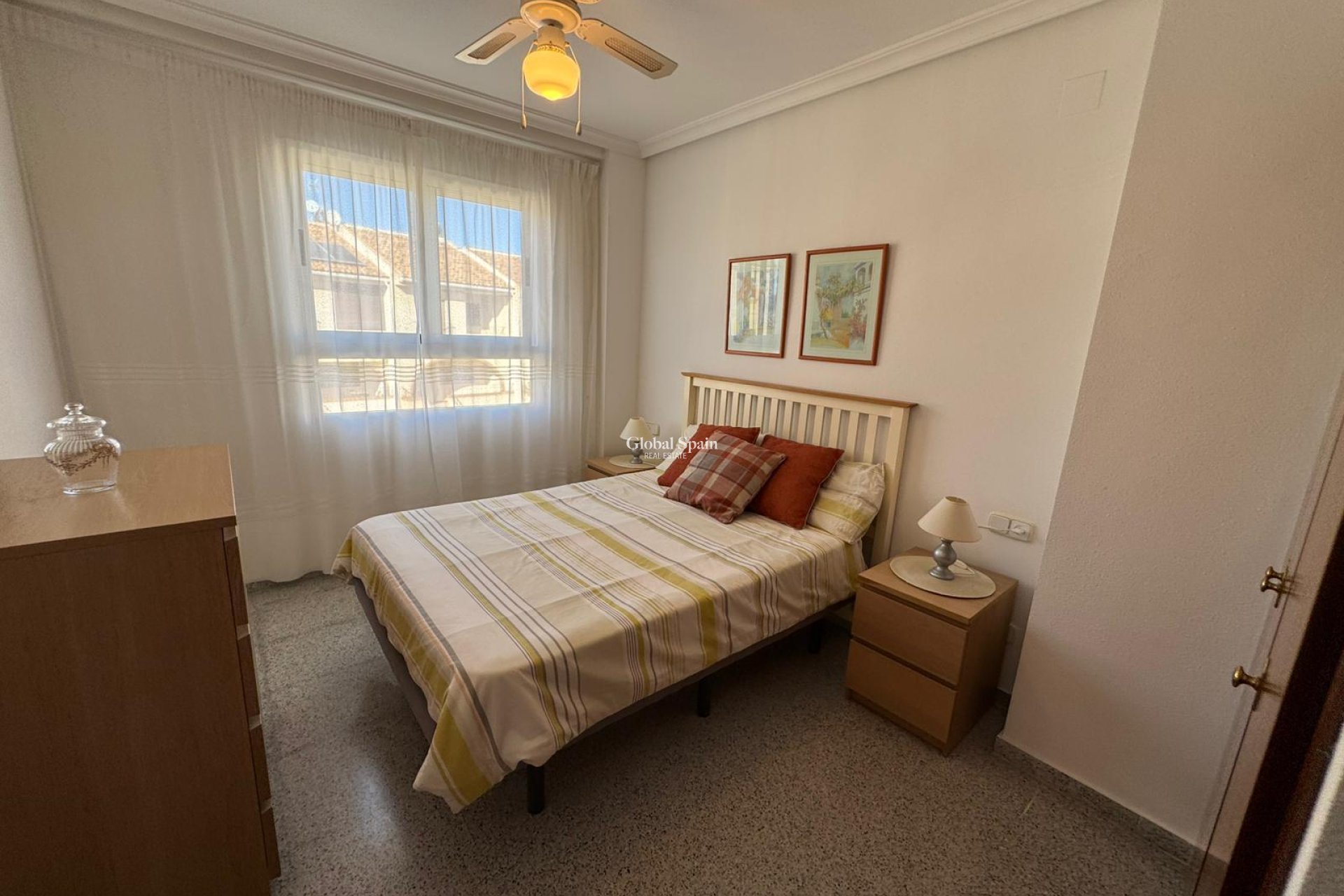 Wederverkoop - APPARTEMENT -
SAN MIGUEL DE SALINAS - Inland