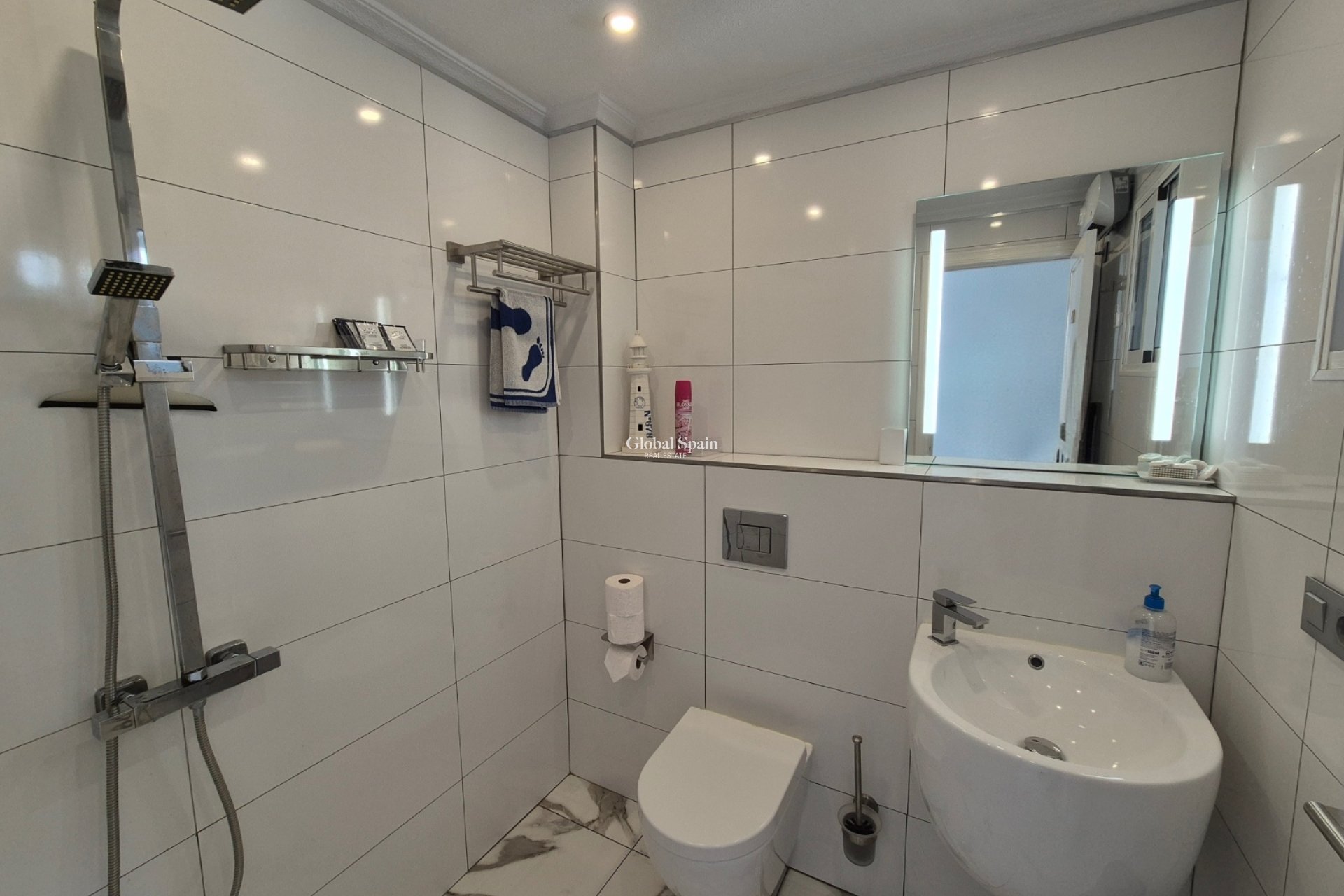 Wederverkoop - APPARTEMENT -
SAN MIGUEL DE SALINAS - Inland