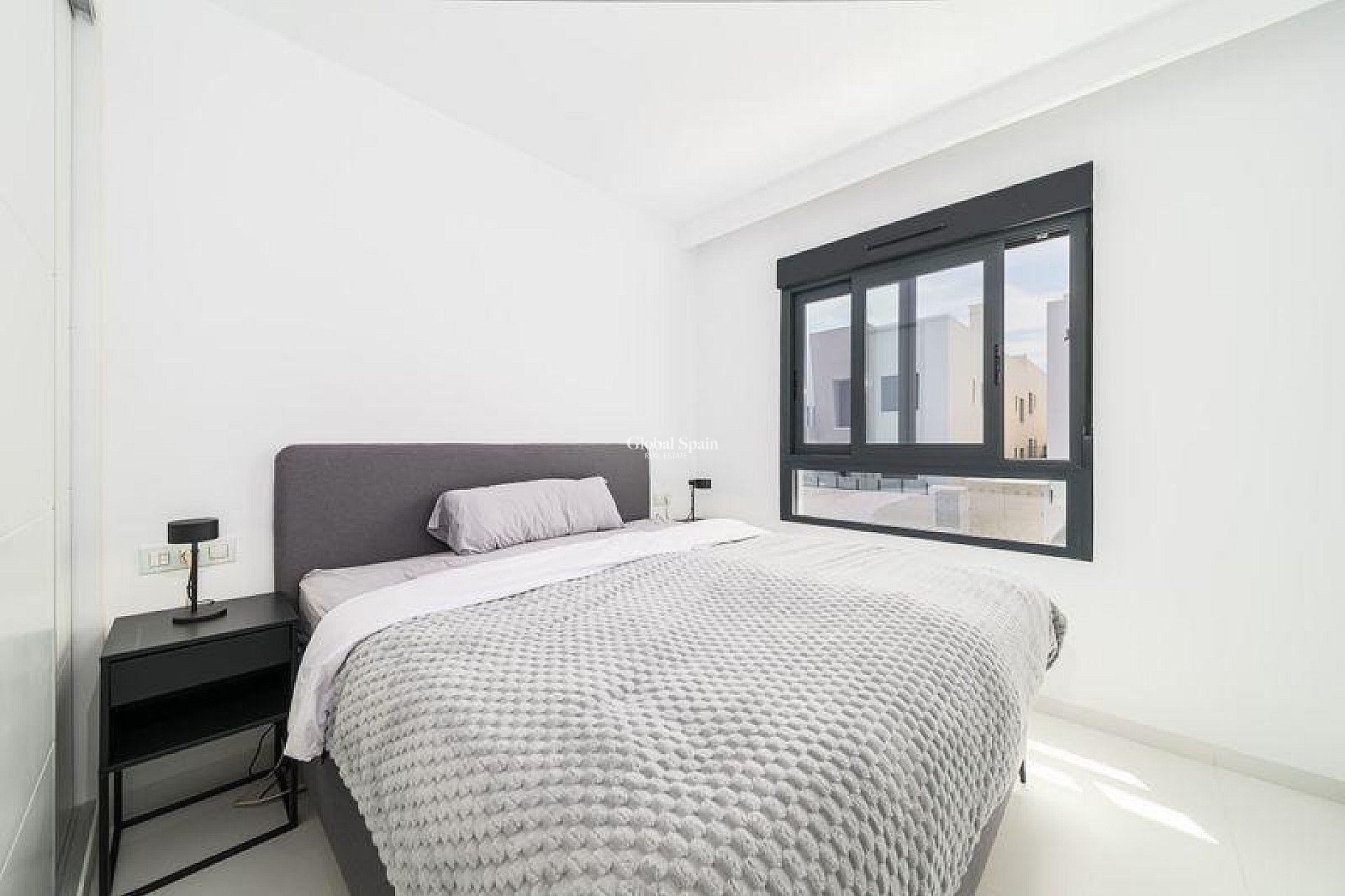 Wederverkoop - APPARTEMENT -
SAN MIGUEL DE SALINAS - Inland