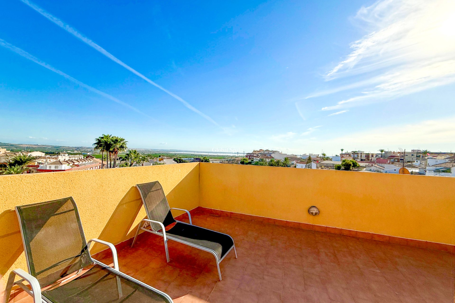 Wederverkoop - APPARTEMENT -
SAN MIGUEL DE SALINAS - Inland