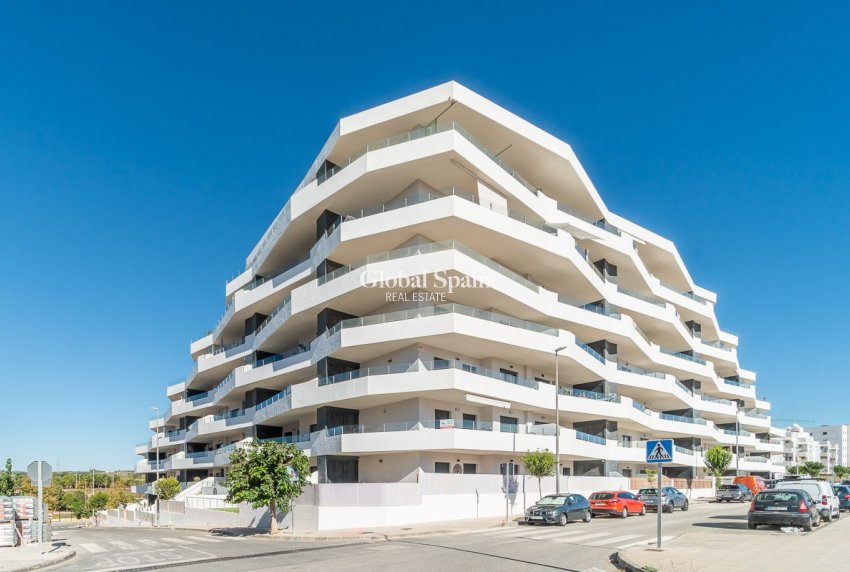 Wederverkoop - APPARTEMENT -
SAN MIGUEL DE SALINAS - Inland