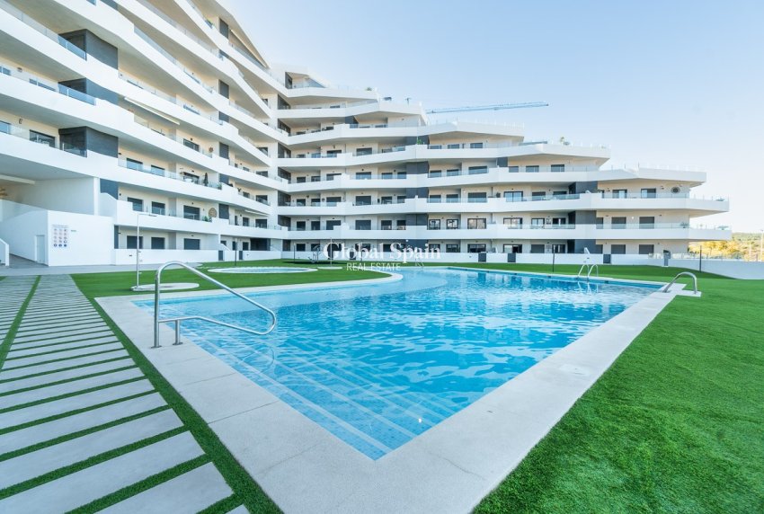 Wederverkoop - APPARTEMENT -
SAN MIGUEL DE SALINAS - Inland