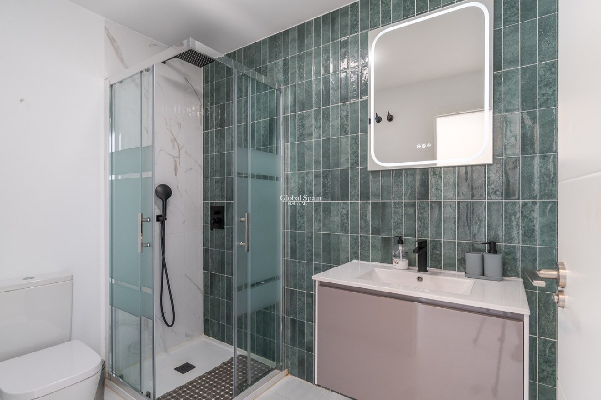 Wederverkoop - APPARTEMENT -
SAN MIGUEL DE SALINAS - Inland