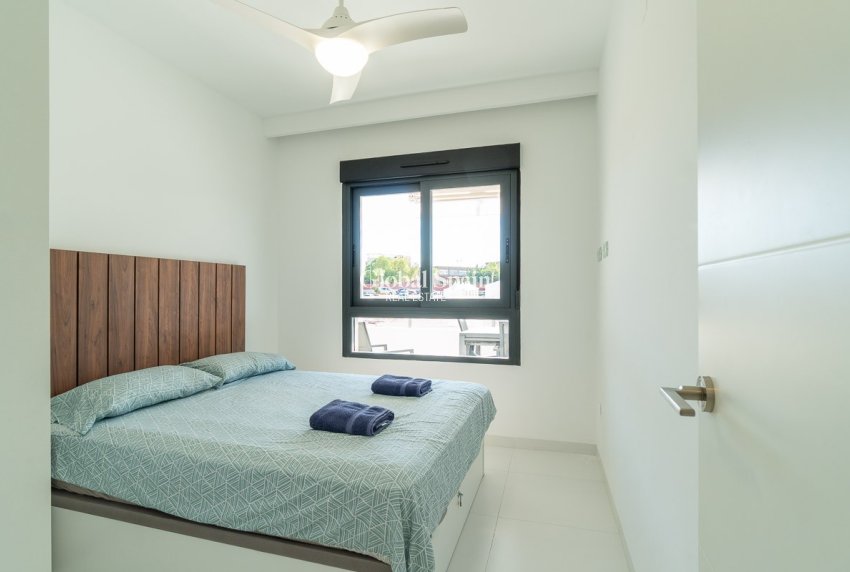 Wederverkoop - APPARTEMENT -
SAN MIGUEL DE SALINAS - Inland
