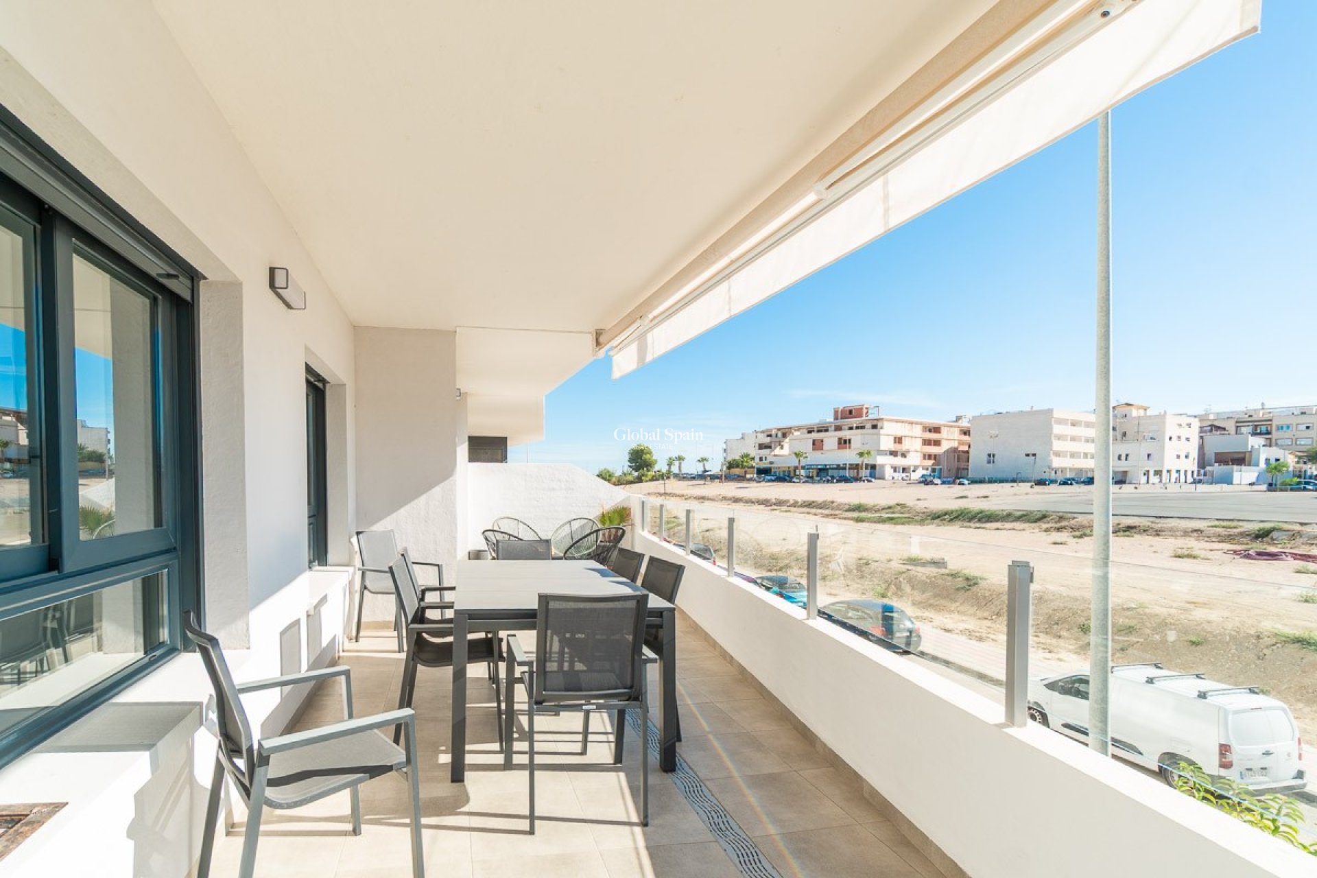 Wederverkoop - APPARTEMENT -
SAN MIGUEL DE SALINAS - Inland