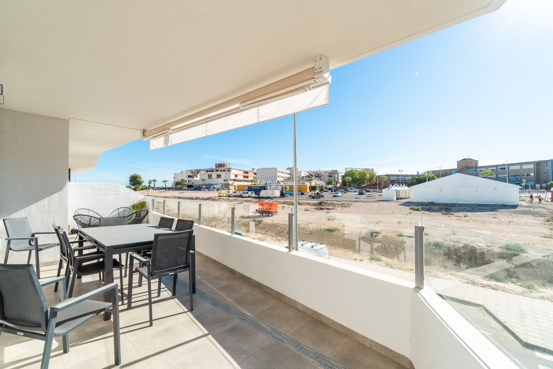 Wederverkoop - APPARTEMENT -
SAN MIGUEL DE SALINAS - Inland