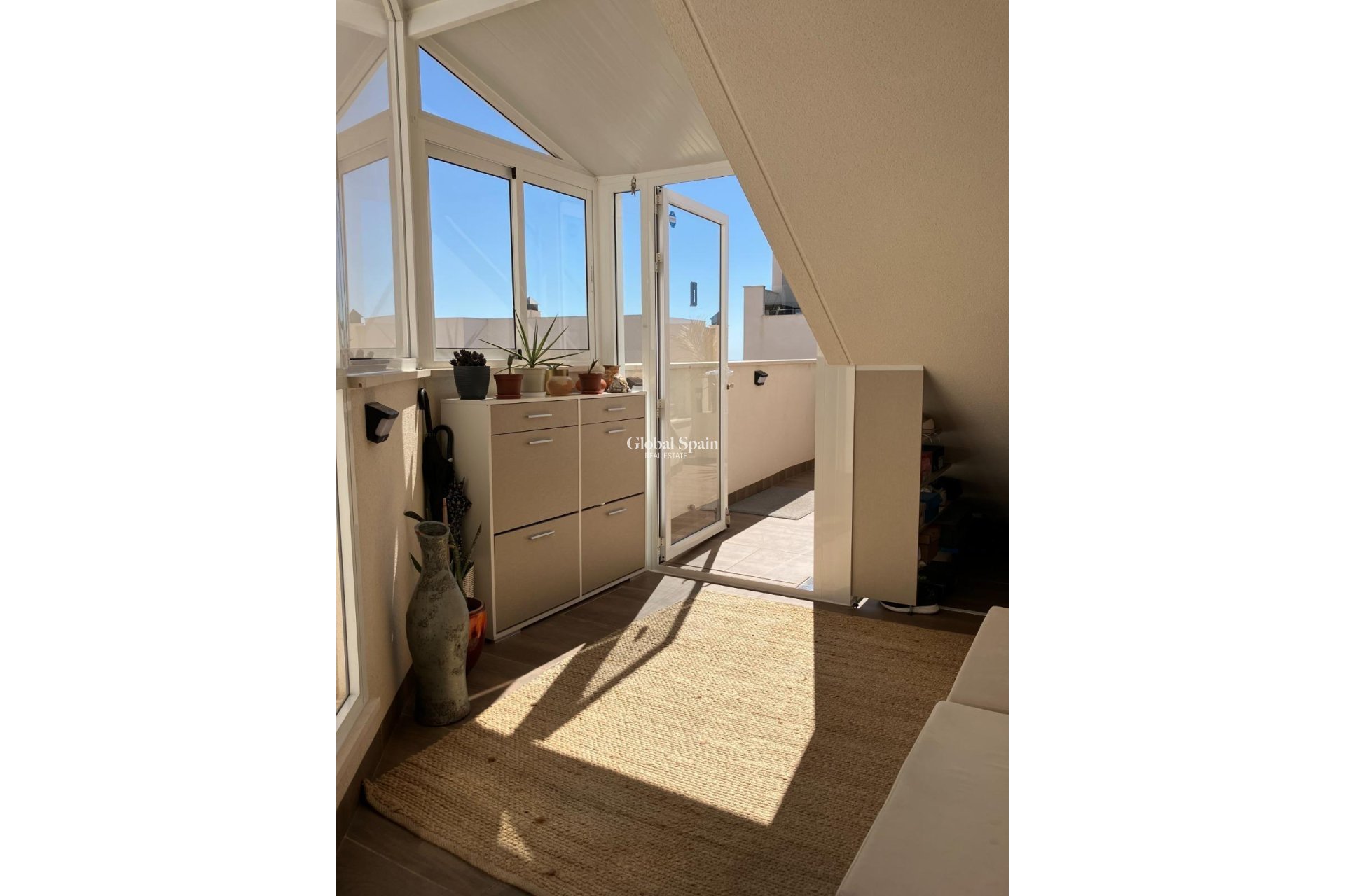 Wederverkoop - APPARTEMENT -
SAN MIGUEL DE SALINAS - Las Colinas