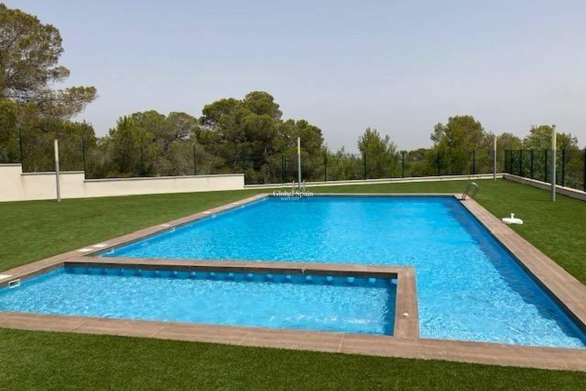 Wederverkoop - APPARTEMENT -
SAN MIGUEL DE SALINAS - Las Colinas