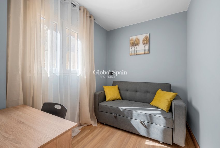 Wederverkoop - APPARTEMENT -
SAN MIGUEL DE SALINAS - Orihuela Costa