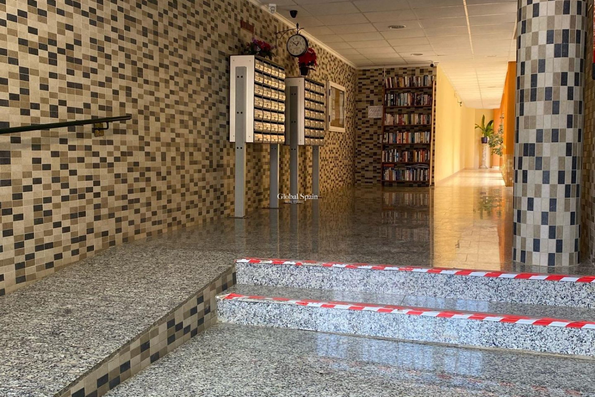 Wederverkoop - APPARTEMENT -
SAN MIGUEL DE SALINAS - Pueblo 9