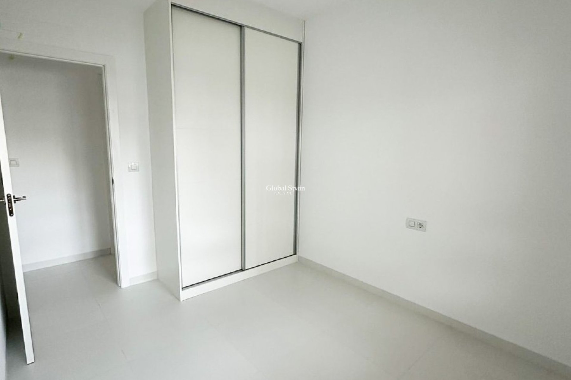 Wederverkoop - APPARTEMENT -
SAN MIGUEL DE SALINAS - Urbanizaciones