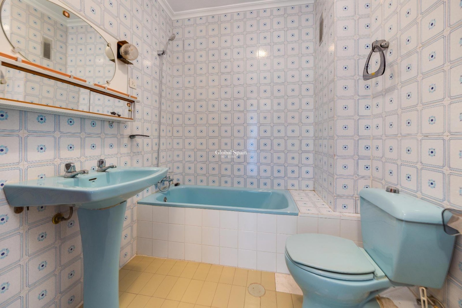 Wederverkoop - APPARTEMENT -
SAN PEDRO DEL PINATAR - Av. Dr Artero Guirao