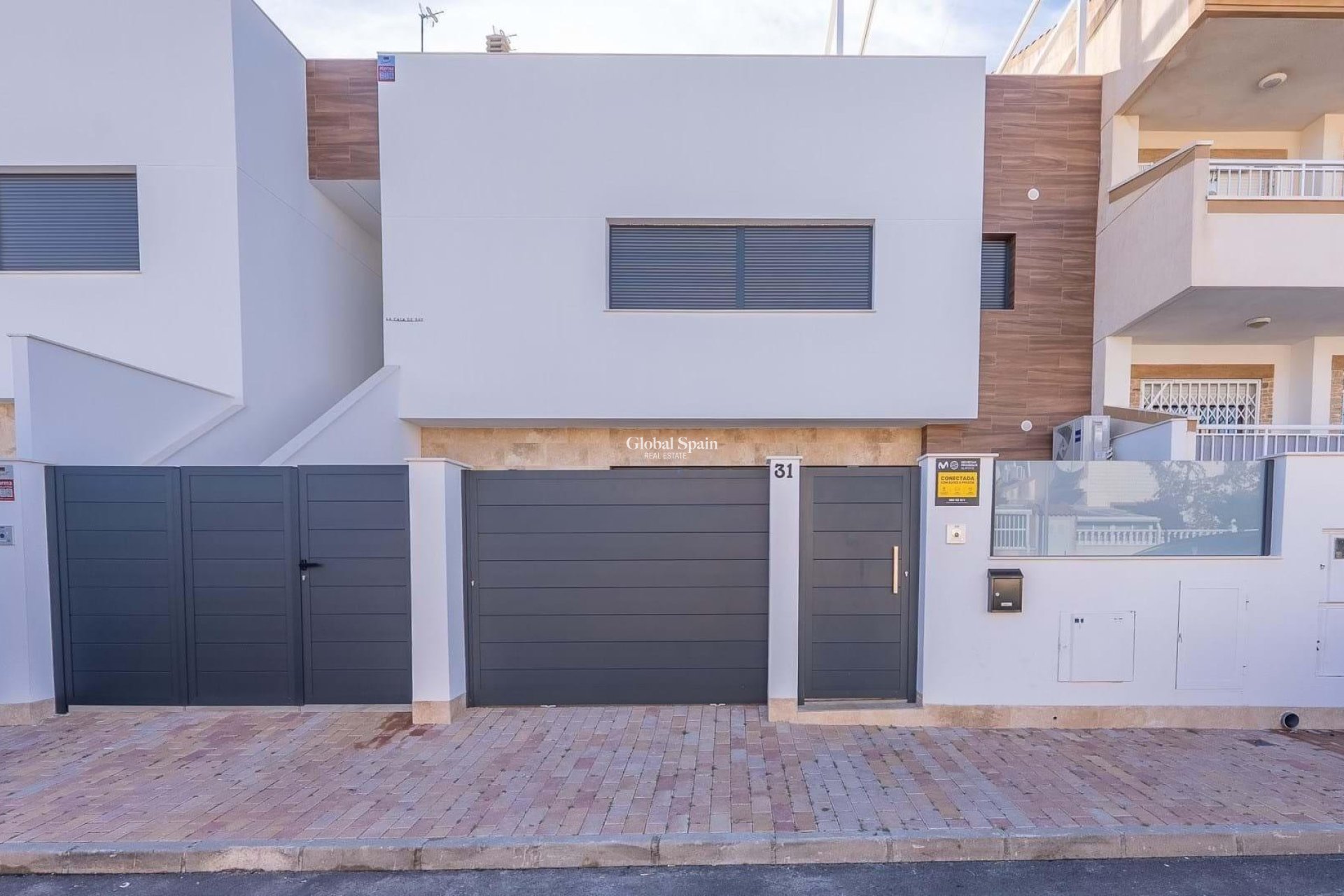 Wederverkoop - APPARTEMENT -
SAN PEDRO DEL PINATAR - CENTRO