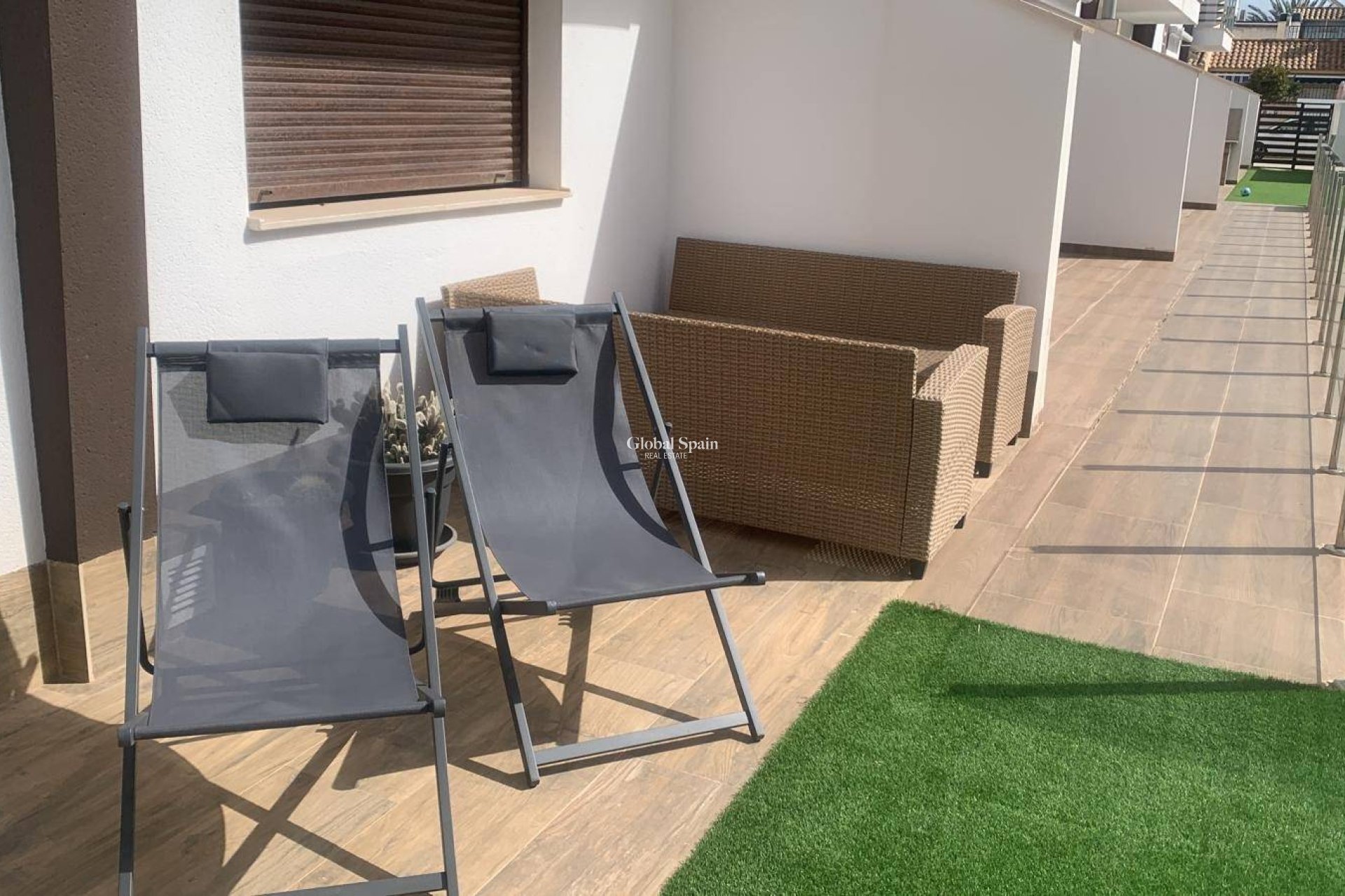 Wederverkoop - APPARTEMENT -
SAN PEDRO DEL PINATAR - CENTRO