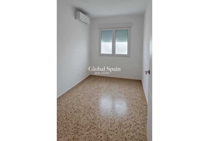Wederverkoop - APPARTEMENT -
SAN PEDRO DEL PINATAR - Lo pagan
