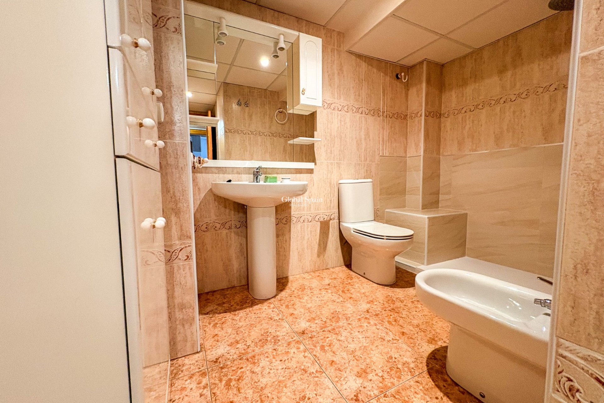 Wederverkoop - APPARTEMENT -
SAN PEDRO DEL PINATAR - Lo pagan