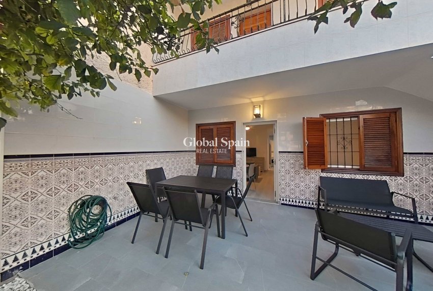 Wederverkoop - APPARTEMENT -
SAN PEDRO DEL PINATAR - Lo pagan