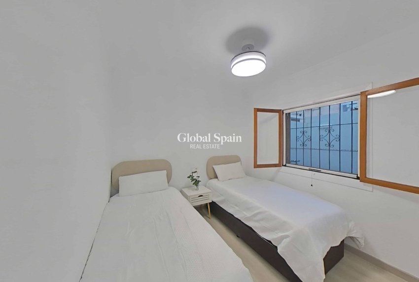 Wederverkoop - APPARTEMENT -
SAN PEDRO DEL PINATAR - Lo pagan