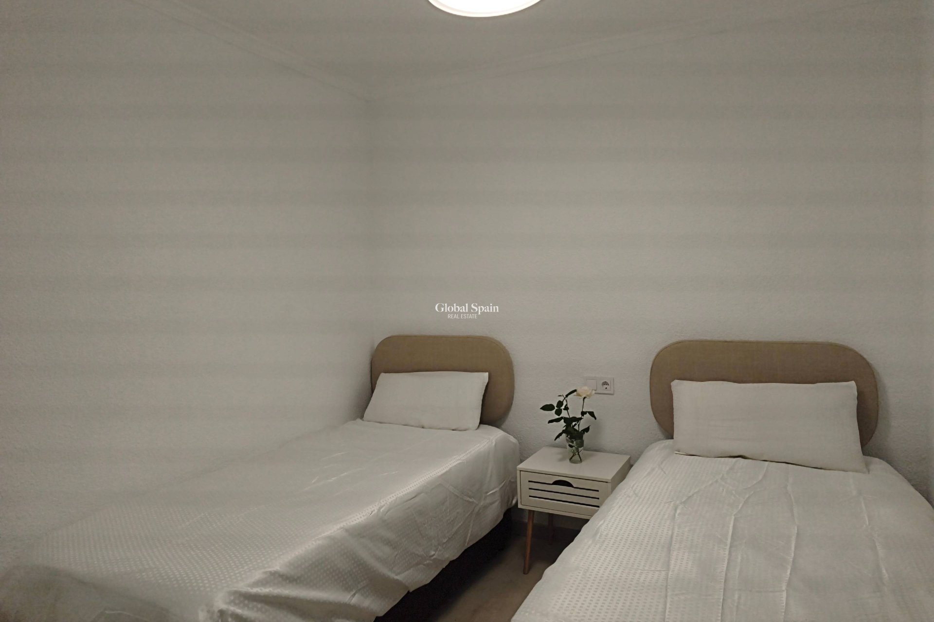 Wederverkoop - APPARTEMENT -
SAN PEDRO DEL PINATAR - Lo pagan