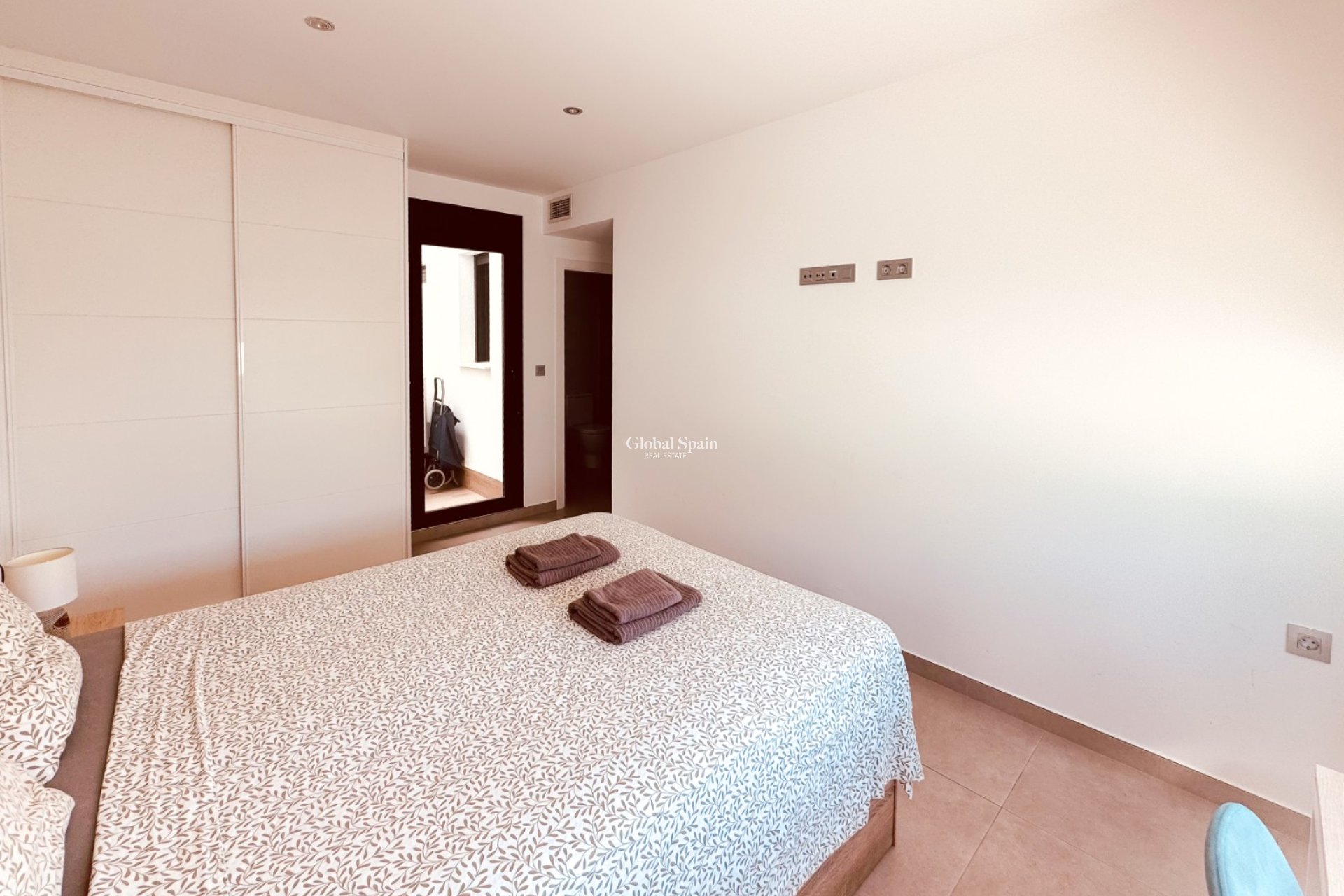 Wederverkoop - APPARTEMENT -
SAN PEDRO DEL PINATAR - LO PAGÁN