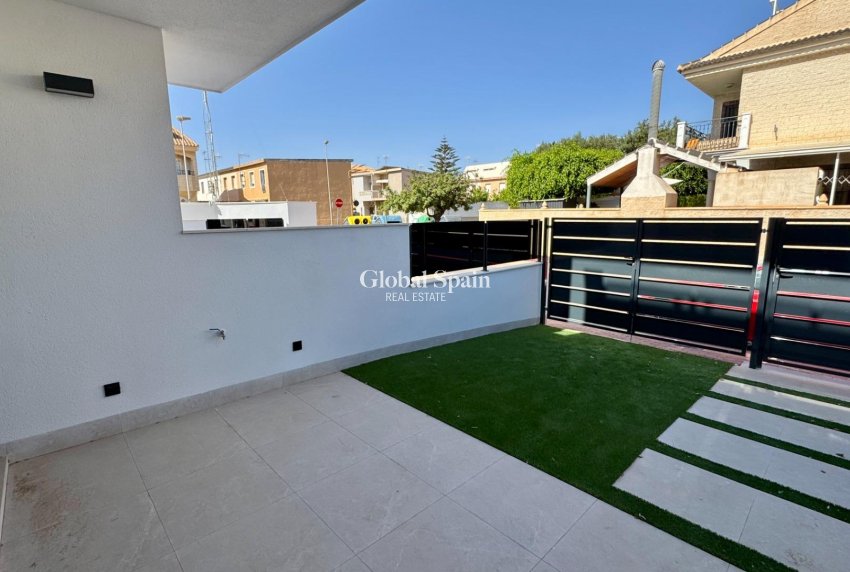 Wederverkoop - APPARTEMENT -
SAN PEDRO DEL PINATAR - Lopagán