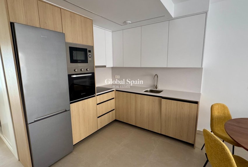 Wederverkoop - APPARTEMENT -
SAN PEDRO DEL PINATAR - Lopagán