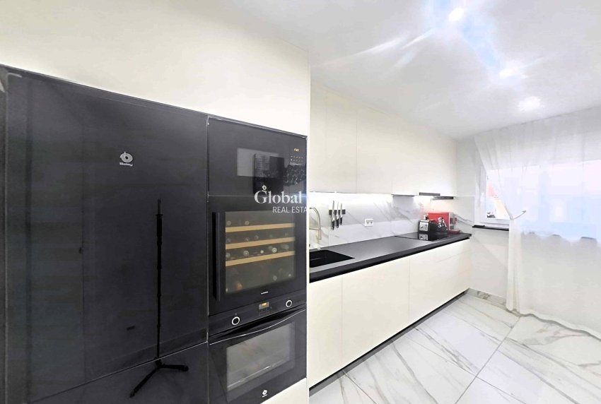 Wederverkoop - APPARTEMENT -
SAN PEDRO DEL PINATAR - Villananitos