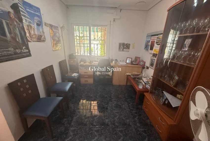 Wederverkoop - APPARTEMENT -
SAN PEDRO DEL PINATAR - -  -