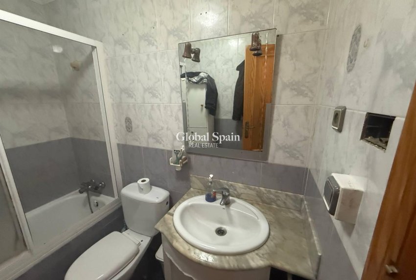 Wederverkoop - APPARTEMENT -
SAN PEDRO DEL PINATAR - -  -