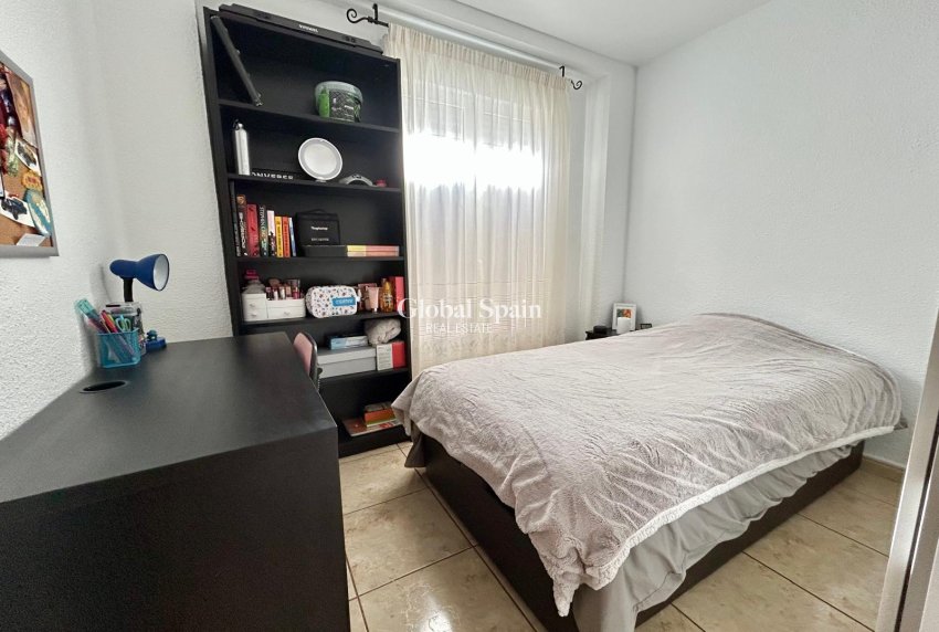 Wederverkoop - APPARTEMENT -
SANTA POLA - Costa Blanca