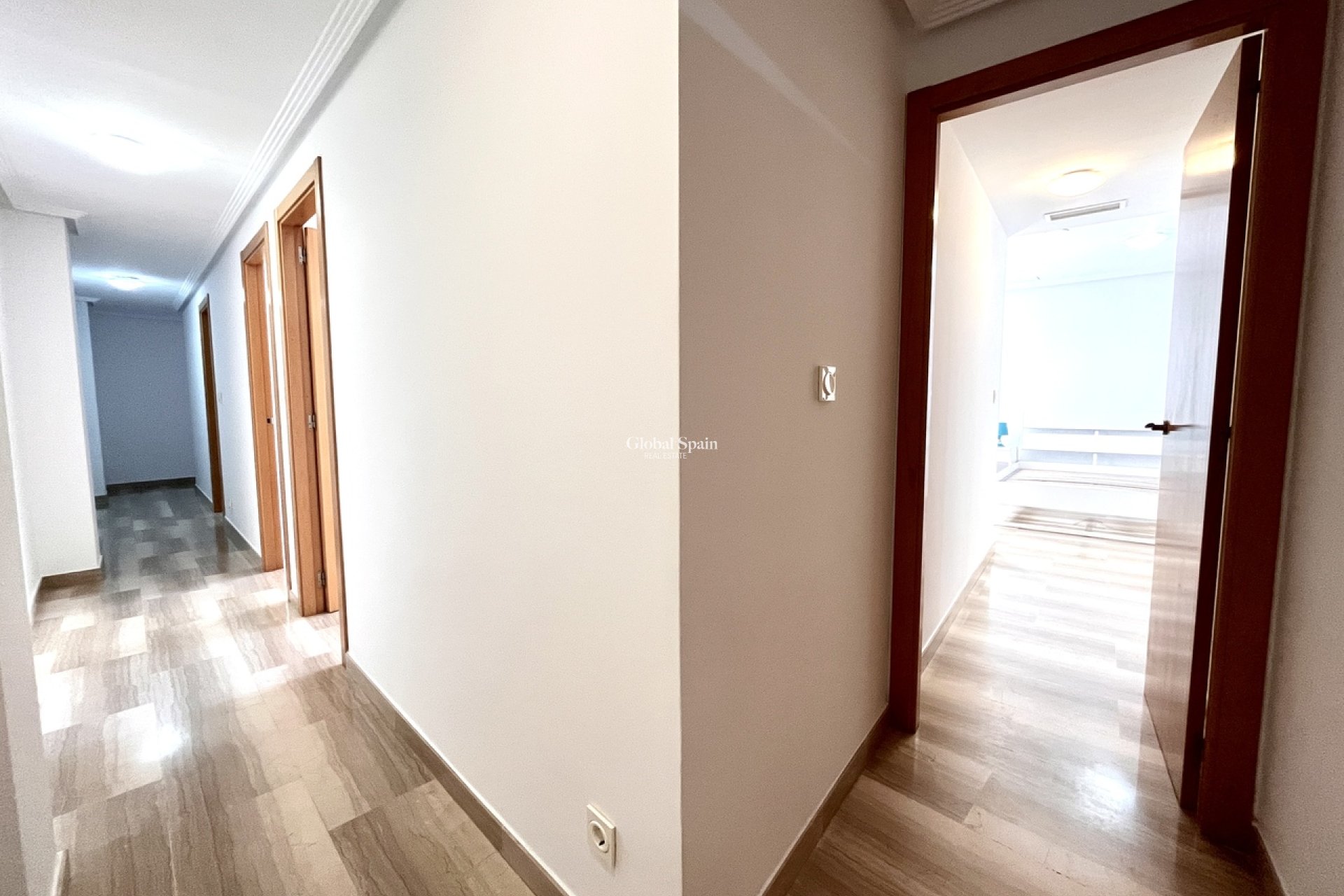 Wederverkoop - APPARTEMENT -
SANTA POLA - Costa Blanca