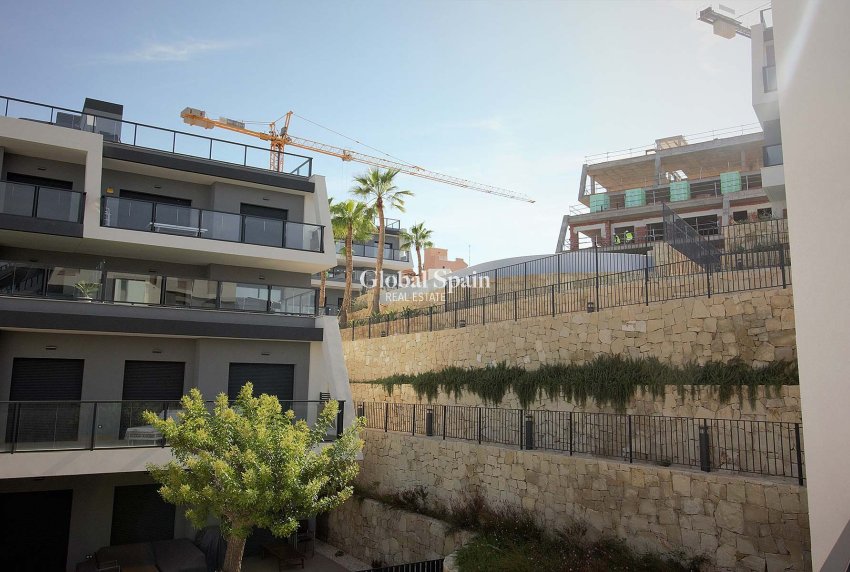 Wederverkoop - APPARTEMENT -
SANTA POLA - Costa Blanca