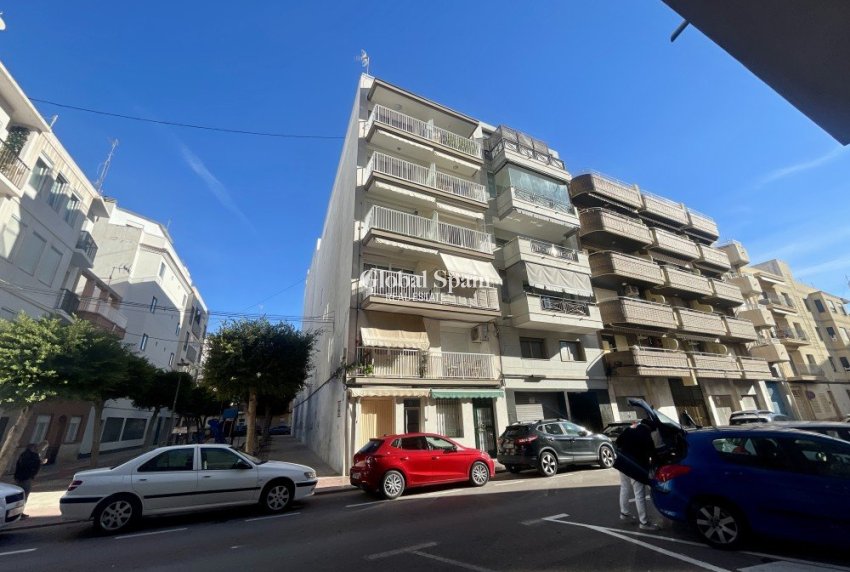 Wederverkoop - APPARTEMENT -
SANTA POLA - Costa Blanca