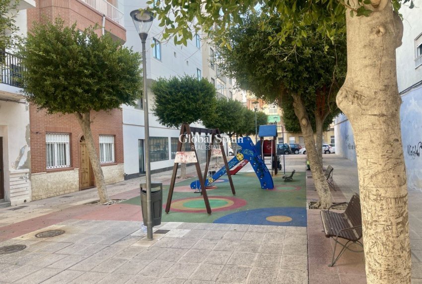 Wederverkoop - APPARTEMENT -
SANTA POLA - Costa Blanca