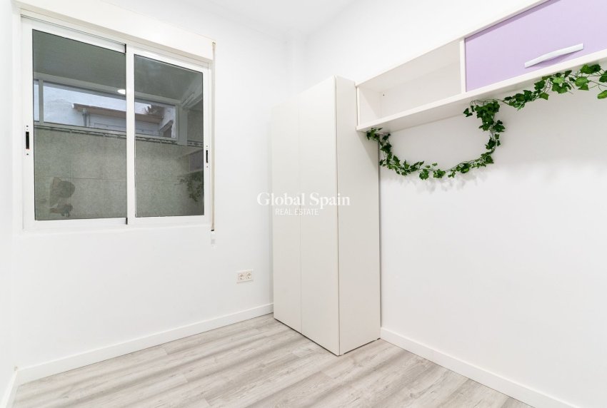 Wederverkoop - APPARTEMENT -
Santa Pola - GRAN ALACANT